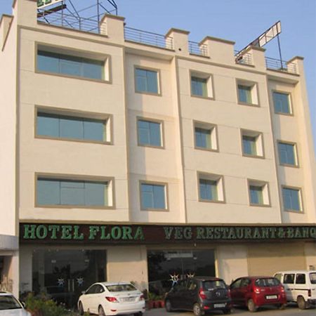 Hotel Flora Haridwar Bahadrabad Exteriér fotografie